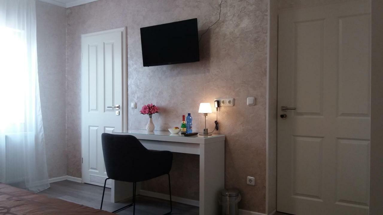Mueller Residenz Zur S-Bahn Karlsfeld Hotel Екстериор снимка