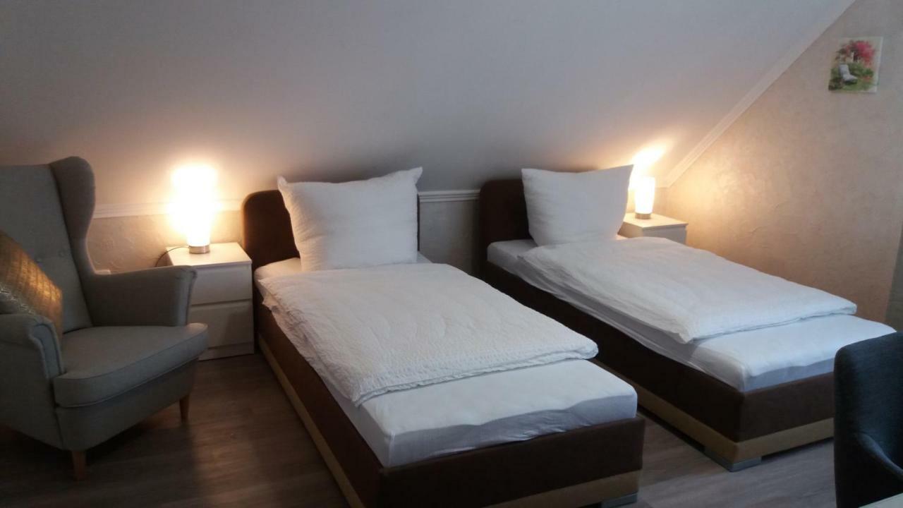 Mueller Residenz Zur S-Bahn Karlsfeld Hotel Екстериор снимка